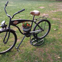 Vintage (Harley) Plant Bike 