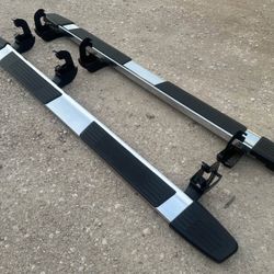 OEM Silverado / sierra running boards ( 19 - 25 )
