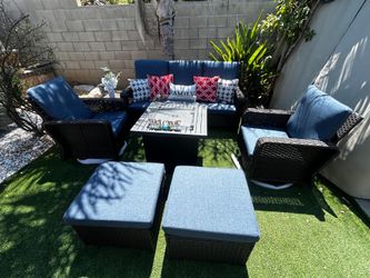 Patio furniture set outdoor new  in the box