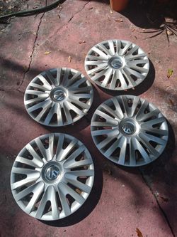 4 Volkswagen golf 2012 Rims Covers