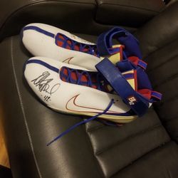 Elton Brand game-worn shoes.