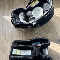 Graco Car seat With Base (Snug ride )