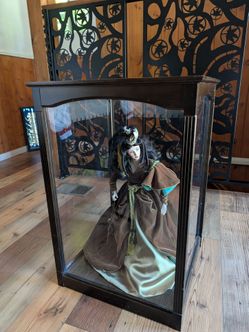 Vintage 1980s Scarlet O'Hare Gone with the Wind Large Doll Display