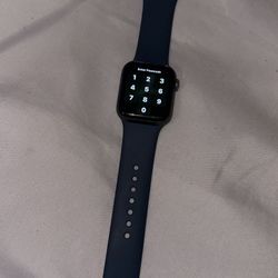 Black Apple Watch 