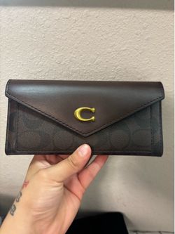 Wyn Soft Wallet in Signature Canvas