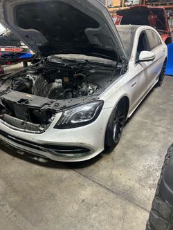 PARTOUT/SOLOMENTE PARTES: 2018 Mercedes Benz S63 AMG V8 twin turbo AWD LWB Long Wheel Base Car parts