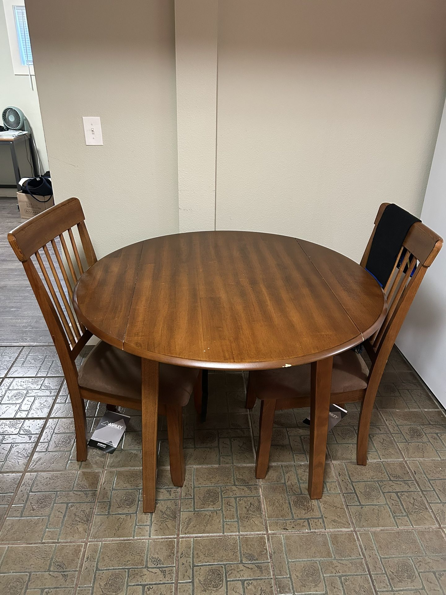 Cute 2-chair Kitchen Table