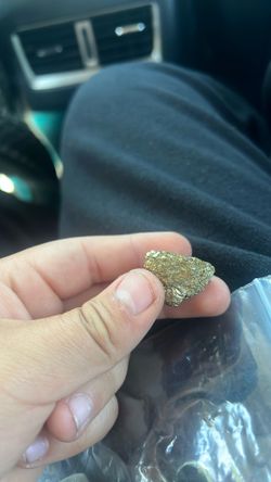 Gold rock