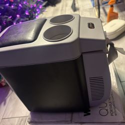 Wagantech Travel Cooler Warmer Lunch Box Electric 12 Volt DC