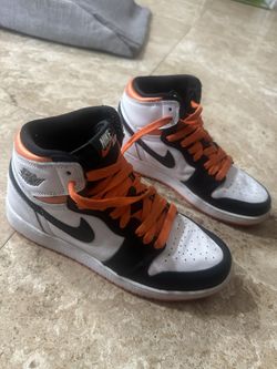 Air Jordan 1 Mid “Shattered Backboard”