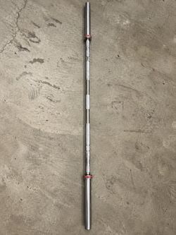 Titan Fitness 7 ft Olympic Barbell — 700 lb capacity