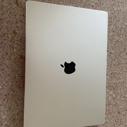 MacBook Pro M1 Pro (2021)