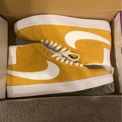 Nike Blazers 