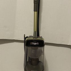 Shark LA502 Rotator Lift-Away Upright Vacuum Cleaner