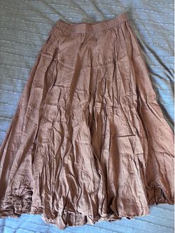 Universal Thread Midi Skirt M