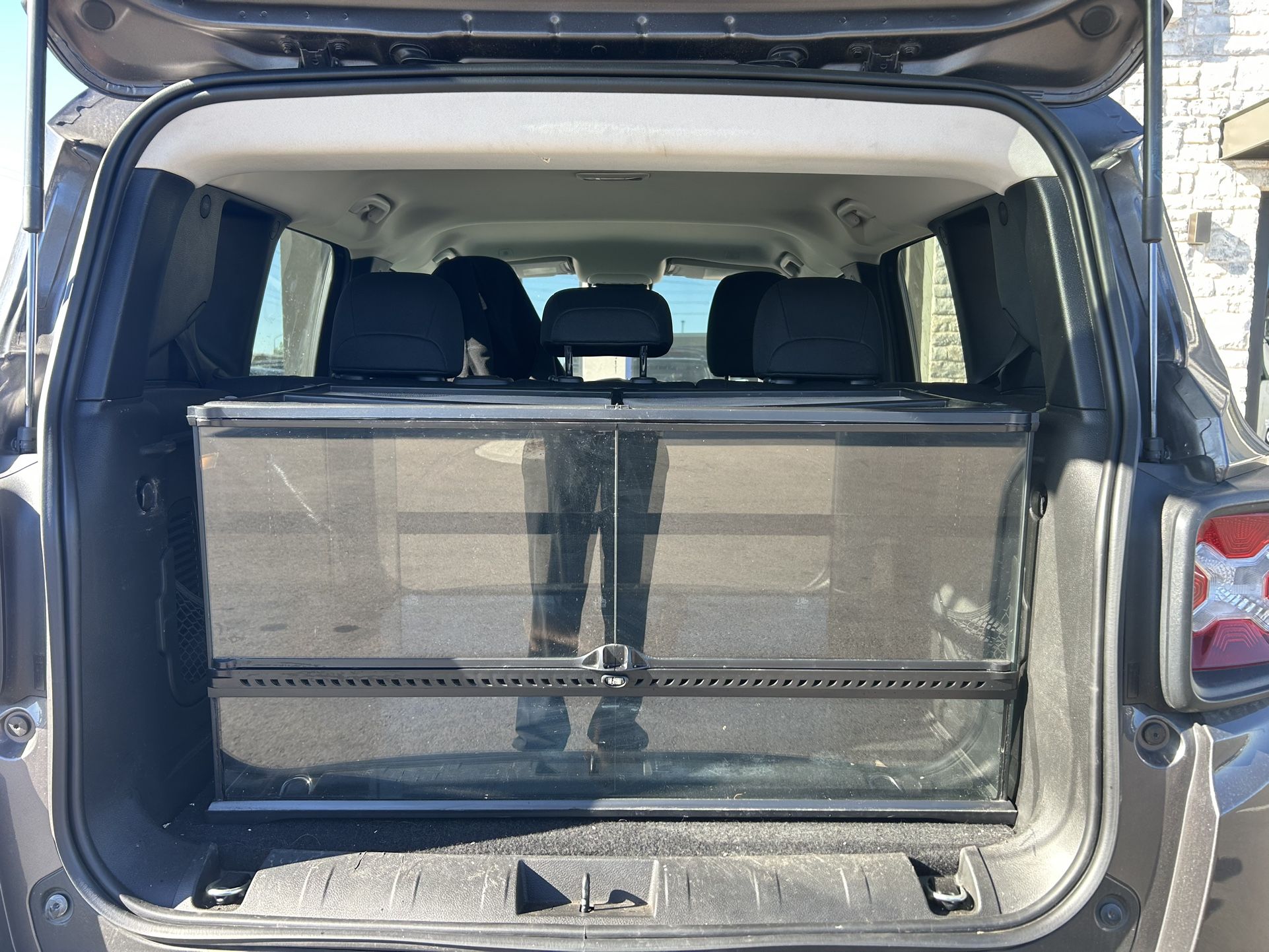 Almost Completely New!! Reptile Tank