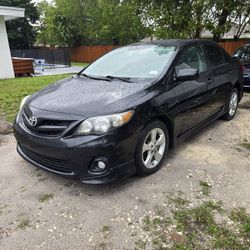 Toyota Corolla 2011 S 