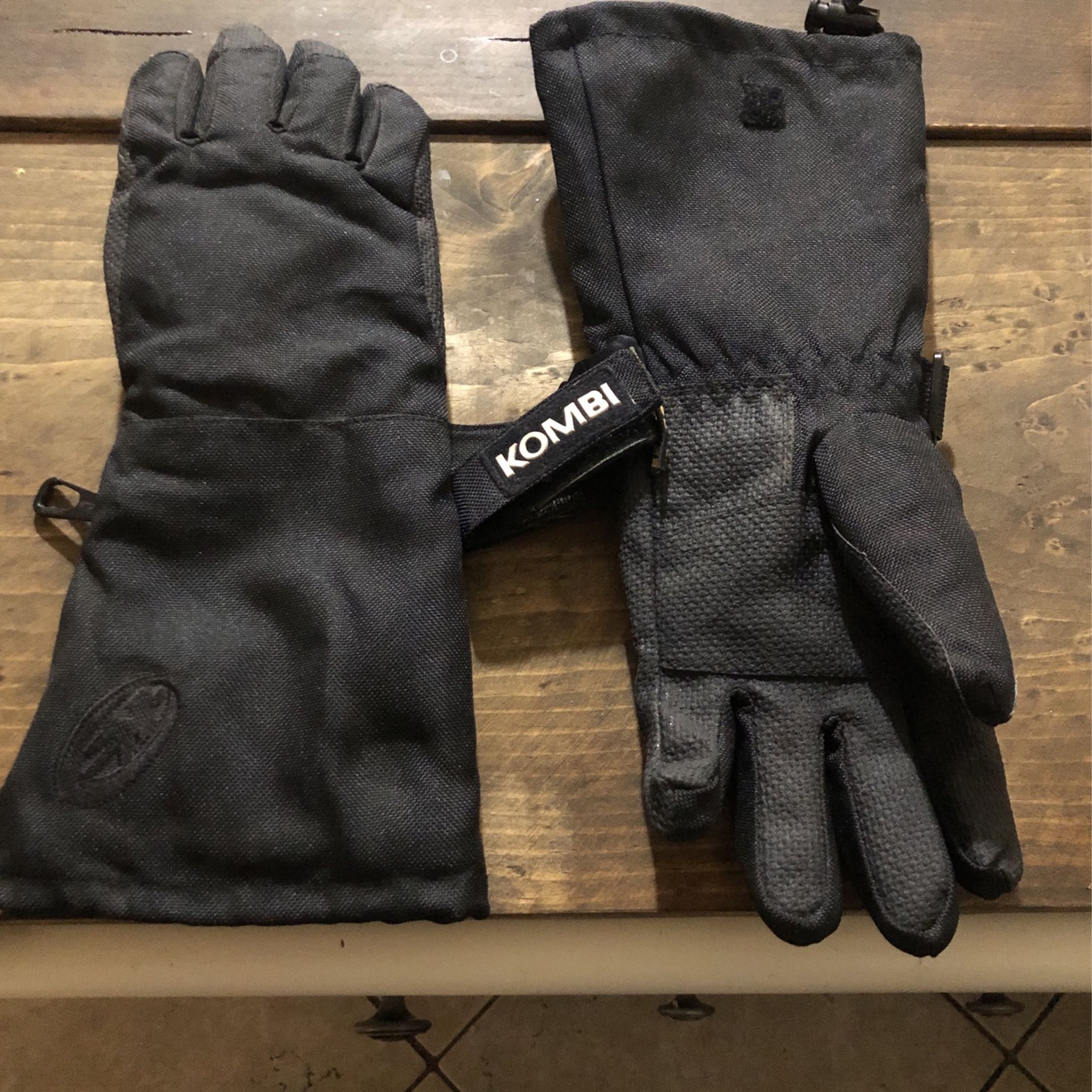 Kombi Youth Snow Gloves
