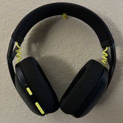 Logitech G435 Wireless Gaming Headphones