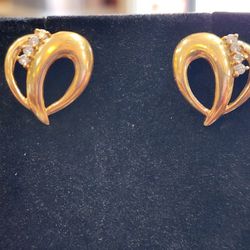 14 Karat Yellow Gold Heart Earrings 
