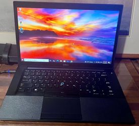 WORKHORSE OF A MINT CONDITION PC: DELL LATITUDE 7480 LIKE NEW CONDITION FULLY REFURBISHED & FACTORY RESET: 8.00 GB RAM 256 GB SSD TOSHIBA Intel Core i