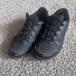 Size 8 Womens Non Slip Work Shoes.  Sketchers
