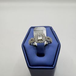 Ladies Ring 