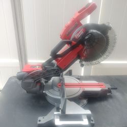 Milwaukee M18 FUEL 18 V Lithium ion Brushless Cordless 10" Dual Bevel Sliding Compound Miter Saw TOOL ONLY