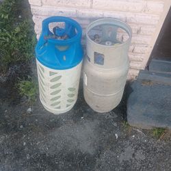 2 Full Propane Tanks 