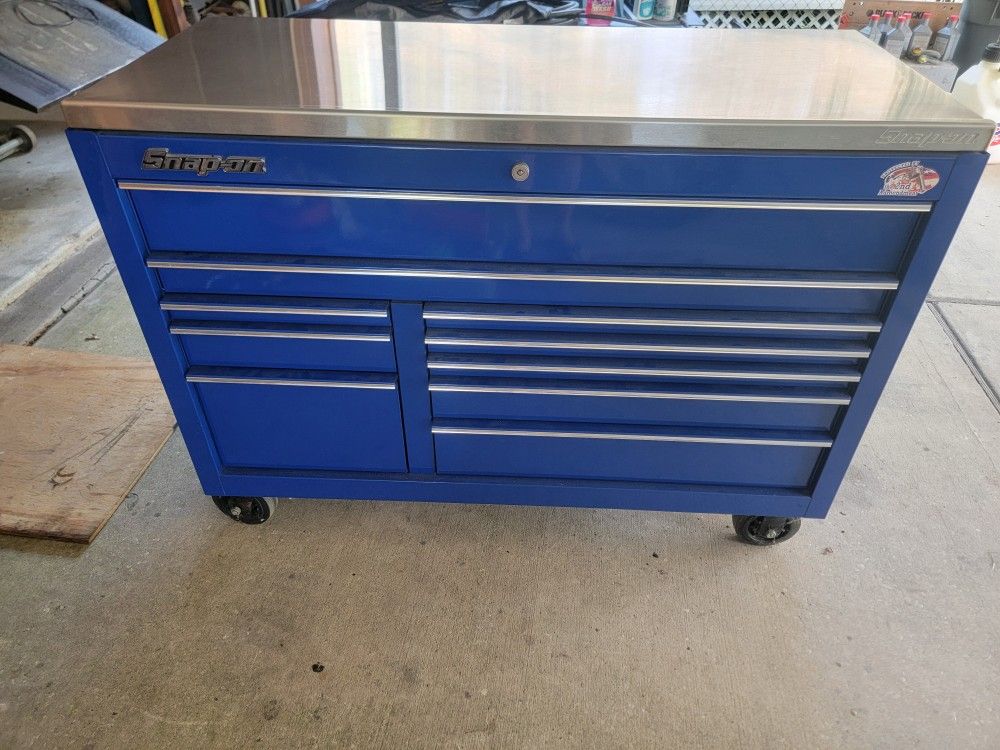 SNAP ON ROYAL BLUE 55" TOOL CHEST 