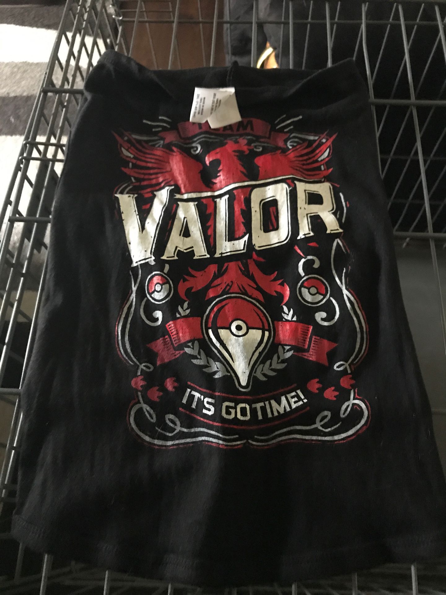 2XL Pokémon Team Valor Dog shirt