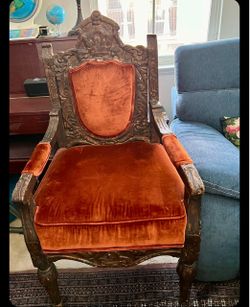 Oversized velvet chair