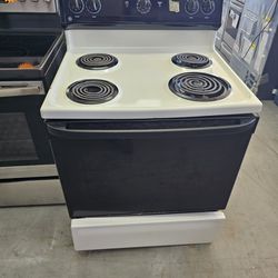 Only $199 Electric Coil Stove Excellent Condition 