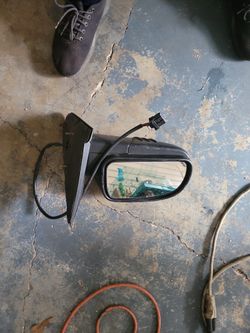 Chevy trail blazer driver side mirror