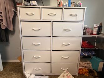 11 drawer dresser w additional side storage