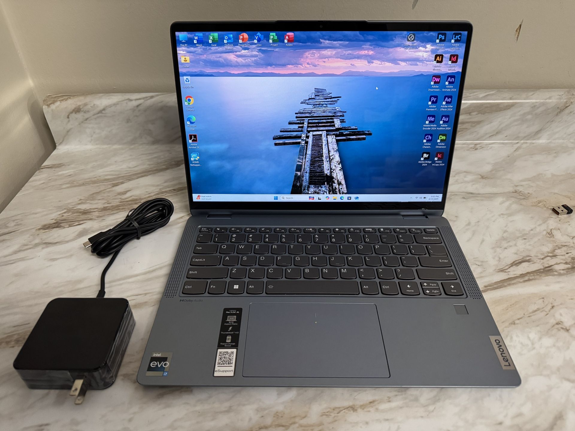 Lenovo Flex 7i 14" 2.2K 2-in-1 Laptop - i7-1355U 16GB Ram 1TB SSD W11 - Read
