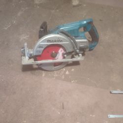 Makita Skill Saw 
