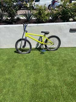 SUNDAY bmx bike