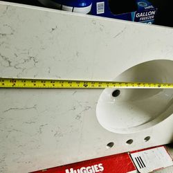 Beautiful Quart Marble Top Bathroom Vanity $199❤️👍 35” X23