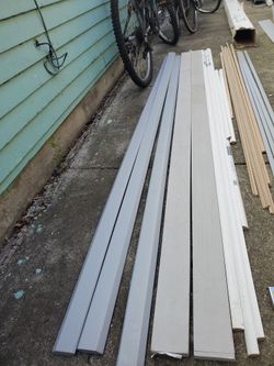 Victoria Style Molding 8 feet Length