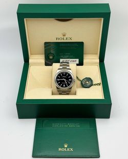 2020 Rolex Oyster Perpetual 41mm stainless steel oyster bracelet smooth bezel black stick dial 124300 watch box booklets green tag card