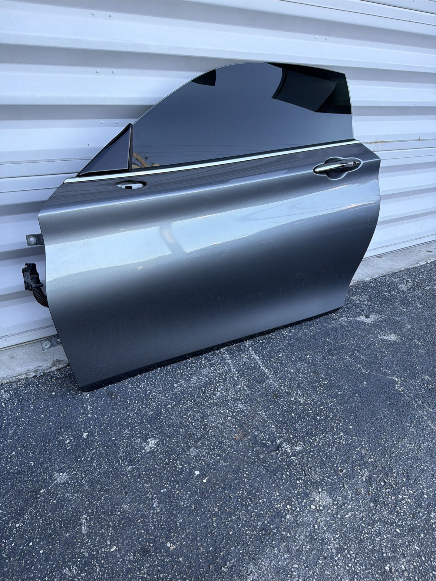 INFINITI Q60 2017-2022 OEM LEFT DRIVER DOOR LH SHELL ASSEMBLY GRAY W/O MIRROR