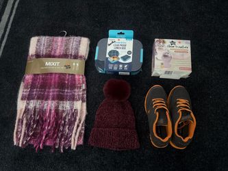 Women’s Bundle – Shoes Size 6.5W, Winter Accessories, Bentgo Lunch Box & Baby Bottles
