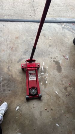 Pittsburgh 3 Ton Floor Jack