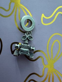 Wall e charm