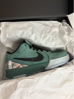 Nike Kobe 4 Proto “Girl Dad” - Size 5/6.5