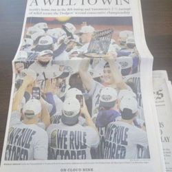 LOS ANGELES DODGERS 2025 WORLD SERIES CHAMPS . 11/03/25 . NEW ,, COMPLETE