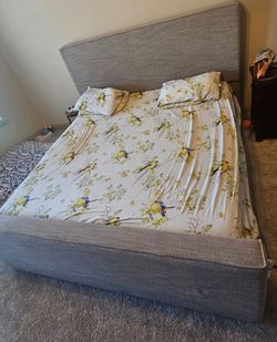 California king bed