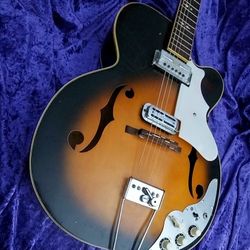 Hollowbody Electric Guitar  !! $500 Or Best Offer !!