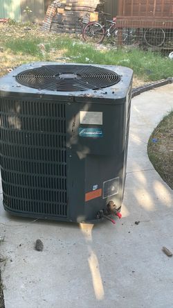 Copeland Scroll AC Condenser Unit